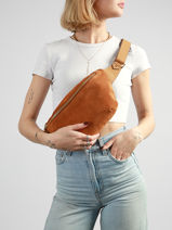 Belt Bag La Suite Leather Paul marius Brown la suite BANANSUI-vue-porte
