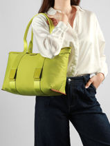 Sac Cabas Zipp� M Mistral Rollable Nylon Et Cuir Lancel Vert mistral A13995-vue-porte