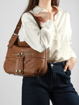 Leather Nomade Shoulder Bag Gerard darel Brown midday B402-vue-porte