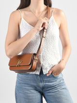 Sac Bandouli�re Th Script Cuir Tommy hilfiger Marron th script AW18399-vue-porte