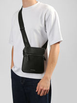 Crossbody Bag Valentino Black horizon VBS8UT06-vue-porte