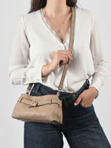 Sac Bandouli�re Ella Guess Beige ella PD974673-vue-porte
