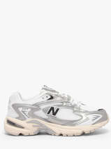Sneakers 725 New balance White men ML725CG
