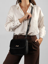 Sac Bandouli�re Ulysse Peau Lain�e Et Cuir Nathan baume Noir odyssey 2S-vue-porte