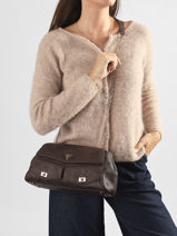 Sac Bandouli�re Blake Guess Marron blake PD222221-vue-porte