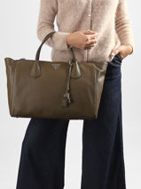 Sac Port� Main Marisa Guess Vert marisa BG233324-vue-porte