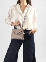 Small Grained Leather Emilie Crossbody Bag Le tanneur Beige emily TEMI1006-vue-porte