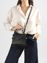 Small Grained Leather Emilie Crossbody Bag Le tanneur Black emily TEMI1006-vue-porte