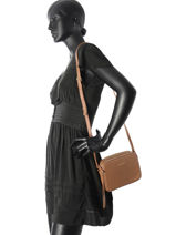 Shoulder Bag Dune Leather Lancaster Brown dune 529-20-vue-porte