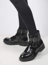 Wendy boots-GUESS-vue-porte