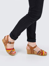 Lanny sandals in leather-MEPHISTO-vue-porte