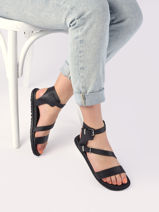 Sandales en cuir-UGG-vue-porte
