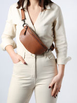 Sac Banane Caviar Cuir Milano Marron caviar CA19091B-vue-porte