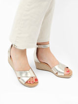 Platform Sandals Eugenia In Leather Ugg Gold women 1128356-vue-porte