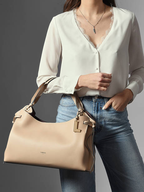 Sac Porté épaule Swann Cuir Lancel Beige swann A13990 vue secondaire 1