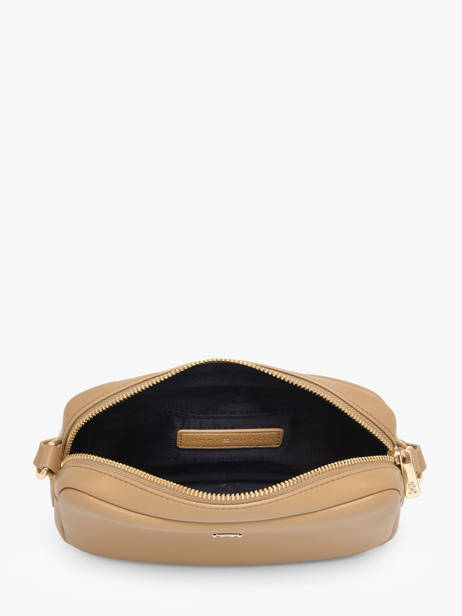 Sac Bandoulière Th Essential Polyurethane Tommy hilfiger Beige th essential AW18370 vue secondaire 3