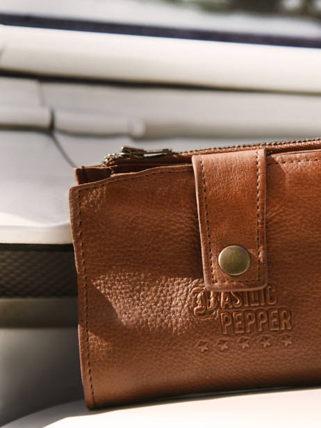 Leather Cow Coin Purse Basilic pepper Brown cow BCOW94